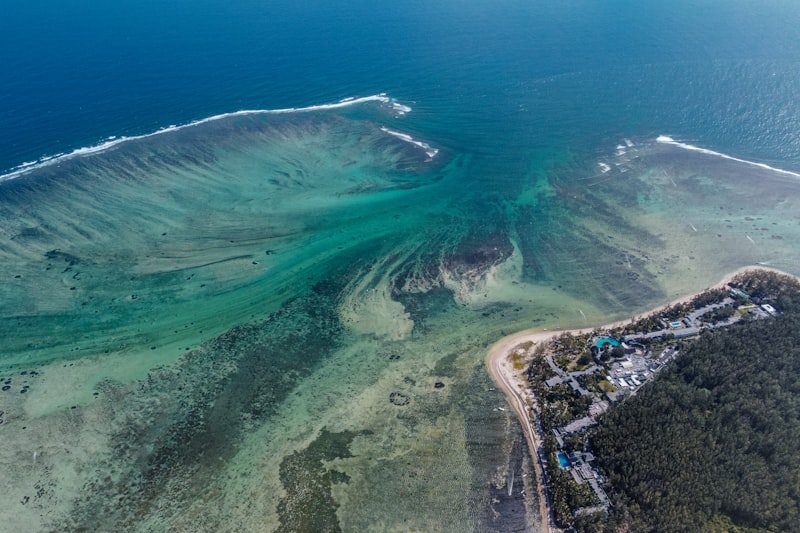 Mauritius Luxury Coastal Resort & Turquoise Lagoon